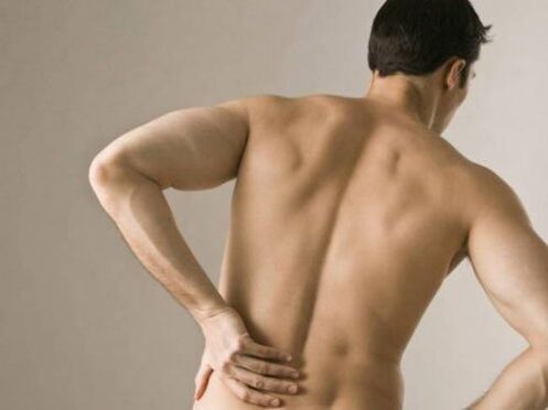 Les causes et le traitement des maux de dos dans le bas du dos